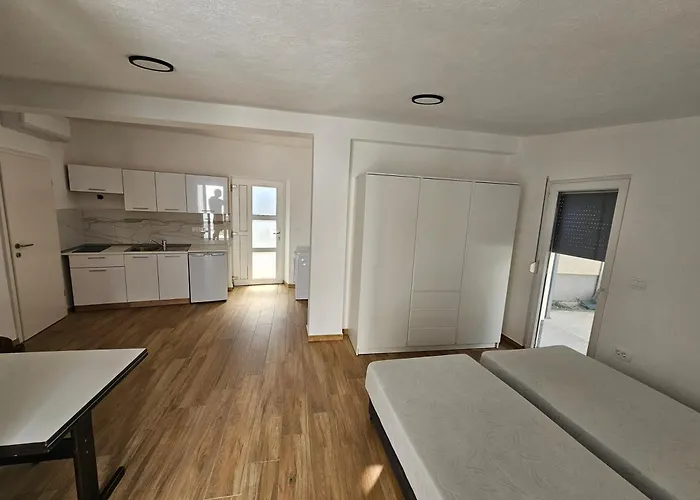 Apartma Lana アパート *