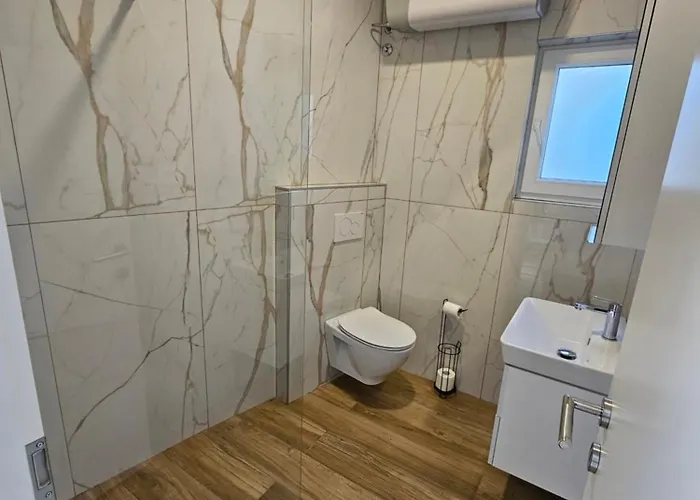 アパート Apartma Lana *